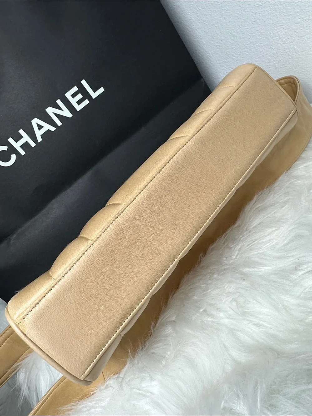 💯Authentic Vintage Chanel CC Logo Shoulder Bag – Beige Lambskin 🍀